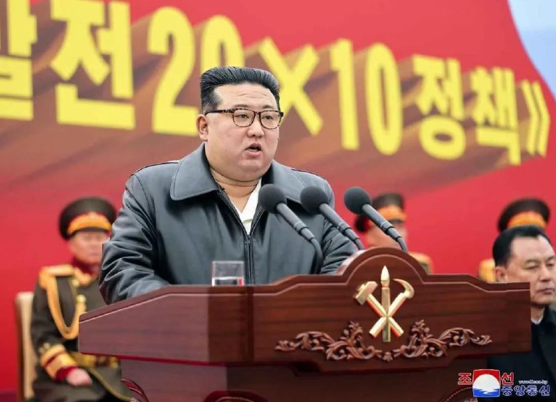 » 1、金正恩：在农村地区进行“工业革命”朝中社29日报道称，朝鲜最高领导人金正恩呼吁在全国各地建设工厂，在农村地区进行“工业革命”