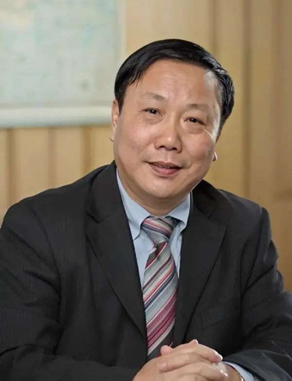 14. 康奈集团创始人、浙商郑秀康去世，被视作“温州皮鞋第一人”4月20日，温州著名民营企业家、康奈集团创始人郑秀康因病去世，享年76岁