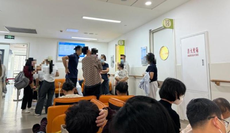 » 1、上海医院接诊多例汞超标婴儿，多数吃过盒马“儿童装”银鳕鱼近日，一名2岁幼儿连续8个月频繁食用“儿童装”银鳕鱼产品后被诊断为汞中毒一事引起广泛关注