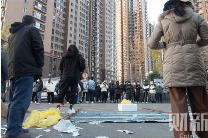 » 3. 严禁随意封控，长时间不解封国务院应对新型冠状病毒肺炎疫情联防联控机制综合组发布的《关于进一步优化新冠肺炎疫情防控措施 科学精准做好防控工作的通知》的“二十条”措施中提到，“严格执行国家统一的防控政策，严禁随意封校停课、停工停产、未经批准阻断交通、随意采取‘静默’管理、随意封控、长时间不解封、随意停诊等各类层层加码行为