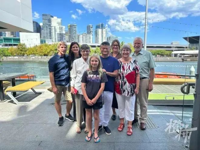 » 1. 李彦宏、雷军、程维等出席中国互联网协会新春茶话会2月17日，2023中国互联网发展座谈会暨中国互联网协会新春茶话会在京召开