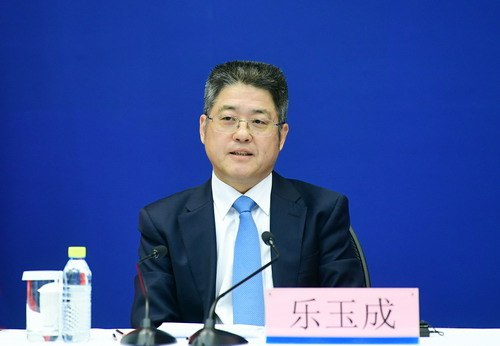 » 11. 中国联通董事长刘烈宏出任国家数据局首任局长人社部7月28日消息，国务院任免国家工作人员