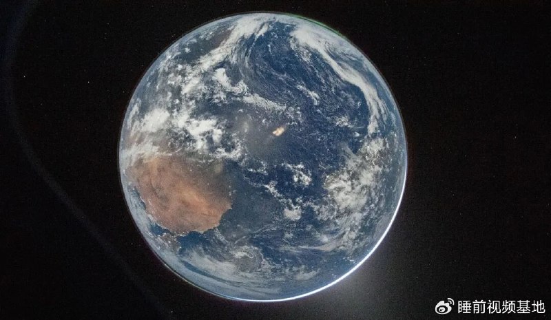 » 1、美国载人飞船绕过月球背面 已恢复联系北京时间2026年4月7日上午8点左右，美国国家航空航天局（NASA）的地面-深空通讯网络重新捕获了阿尔忒弥斯2号的信号