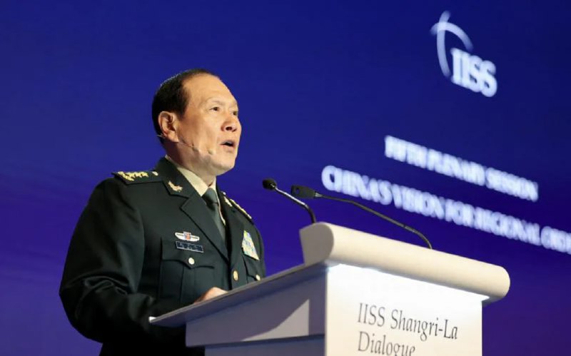 4. 中国国防部长谈乌克兰危机：中国最不愿看到冲突战争，也反对极限施压和制裁今天上午，中国国防部长在香格里拉对话会发言