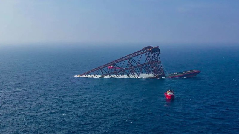 12. 亚洲第一深水导管架“海基一号”安装就位中国海油4月11日宣布，我国自主设计建造的亚洲第一深水导管架“海基一号”在南海东部珠江口盆地海域成功滑移下水并精准就位，创造了亚洲深水导管架海上安装新纪录，标志着我国深水超大型导管架成套关键技术和安装能力达到世界一流水平
