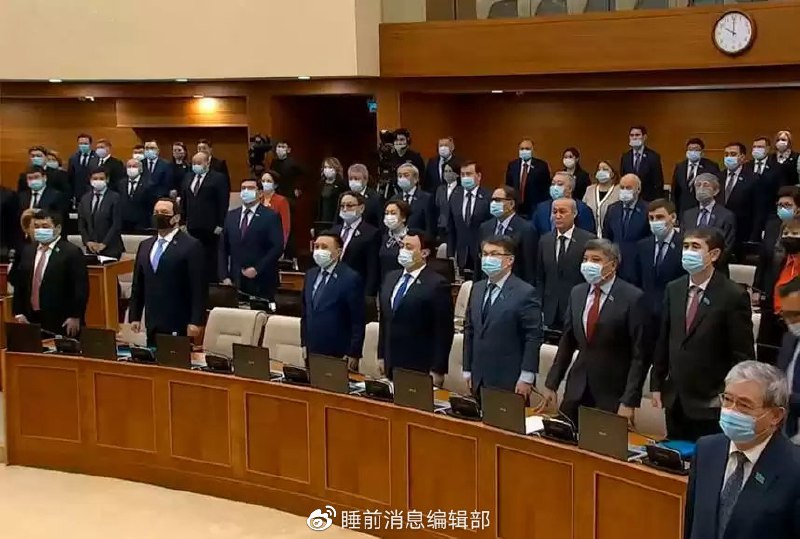 » 13、哈萨克斯坦公布去年骚乱调查报告：组织者含国家部门高层官员1月5日，哈萨克斯坦总检察长阿斯洛夫在议会下院，就2022年1月全国发生的骚乱事件发布调查报告