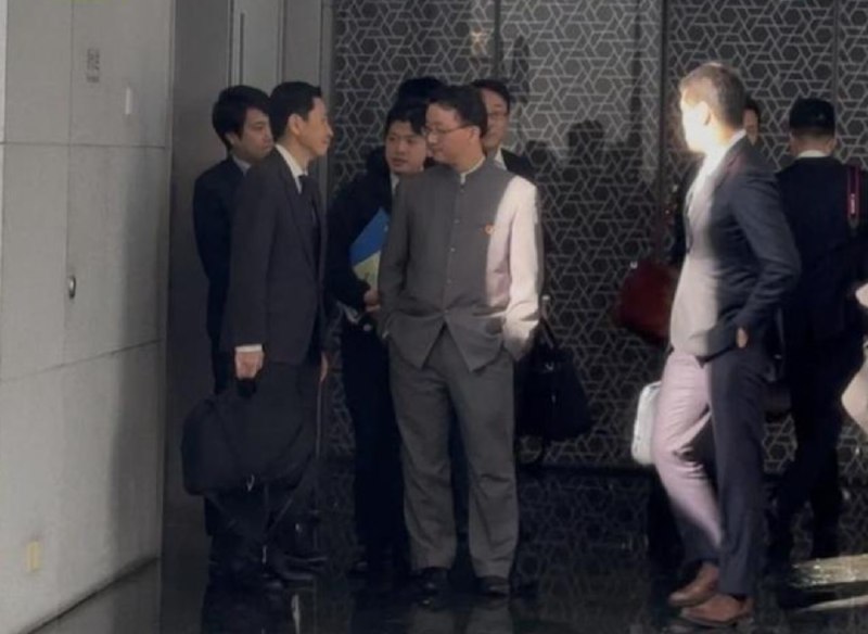 » 7、中方司长刘劲松：“当然不满意”11月18日，外交部亚洲司司长刘劲松在北京同日本外务省亚大局局长金井正彰举行磋商