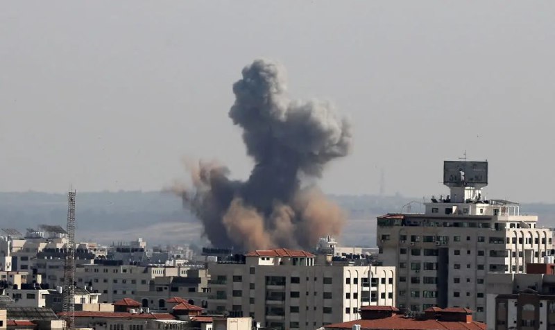 » 12、以色列空袭加沙地带至少24人丧生，包括多名杰哈德指挥官5月10日，以色列与巴勒斯坦爆发了九个月来最严重的冲突，至少造成24人死亡，其中包括数名巴勒斯坦伊斯兰圣战组织（杰哈德）指挥官