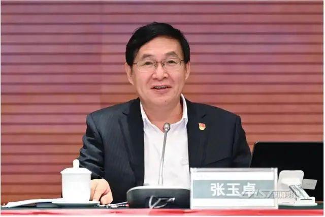 » 8. 中国科协党组书记张玉卓出任国资委党委书记12月27日，中央组织部有关负责同志出席国务院国有资产监督管理委员会领导干部会议，宣布中央决定：张玉卓同志任国务院国有资产监督管理委员会党委书记