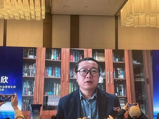 » 1. 世界科幻大会首次到中国  刘慈欣、罗伯特·索耶领衔 more…2023年10月18日，第81届世界科幻大会将在成都拉开帷幕