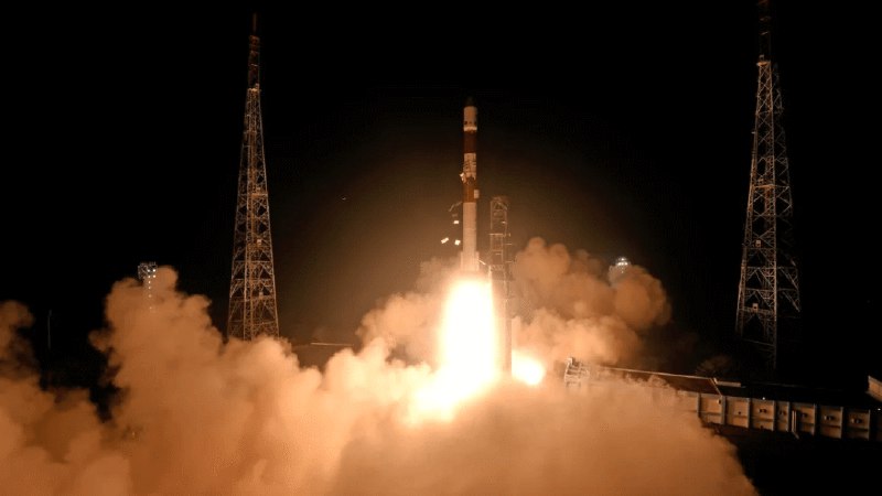 » 4、 印度宣布成功测试空间对接技术据美国有线电视新闻网（CNN）、英国路透社等媒体报道，印度当地时间周四（16日）实现首次空间对接，成为继美国、俄罗斯和中国之后第四个成功实现这一“重要里程碑”的国家