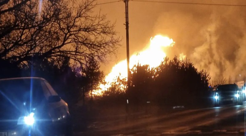 » 11、拉脱维亚和立陶宛之间的天然气管道发生爆炸 1月13日，立陶宛天然气运输公司Amber Grid表示，拉脱维亚和立陶宛之间的天然气管道发生爆炸