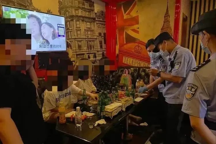 10. 河北：“百日行动”以来抓获各类违法犯罪嫌疑人2.76万名全省公安机关共破获刑事案件2.7万起，抓获各类违法犯罪嫌疑人2.76万名，在全省范围内迅速形成了高压震慑态势