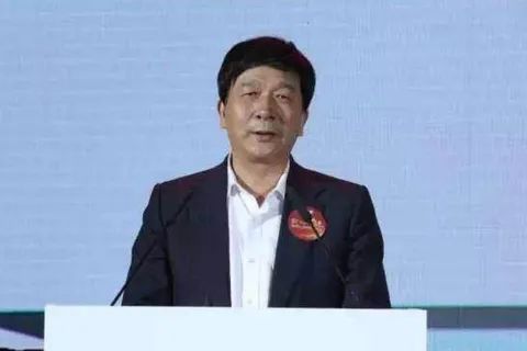 6. 国家芯片大基金现任总裁丁文武被查国家芯片大基金现任掌舵人被调查