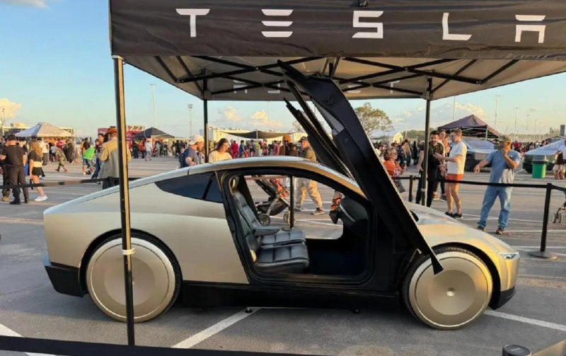 » 2、特斯拉首辆Cybercab下线  无方向盘 预计4月量产2月18日，特斯拉宣布，首辆Cybercab在美国得州超级工厂正式下线